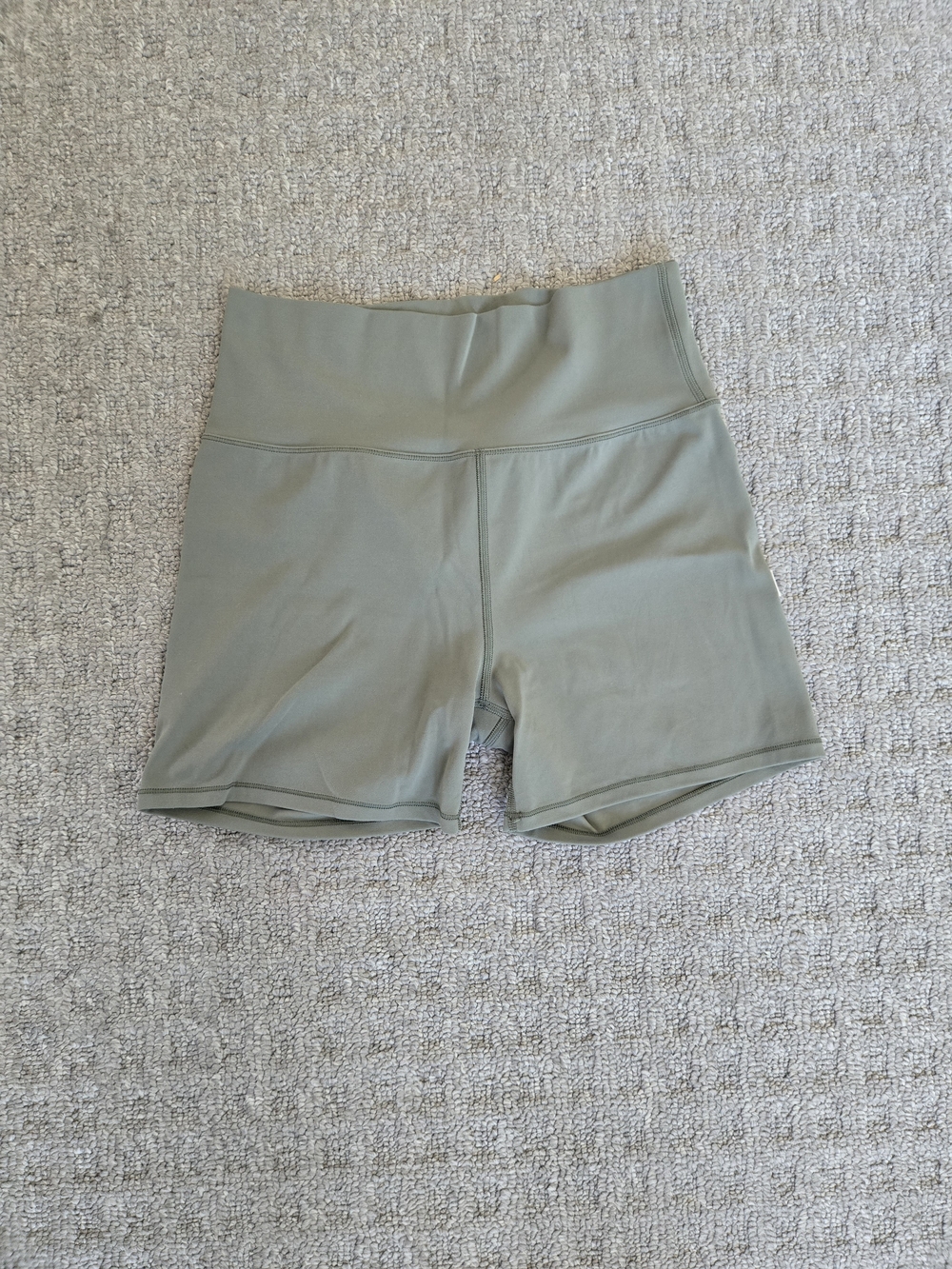 Vuori All The Feels Shorts- Pistachio
